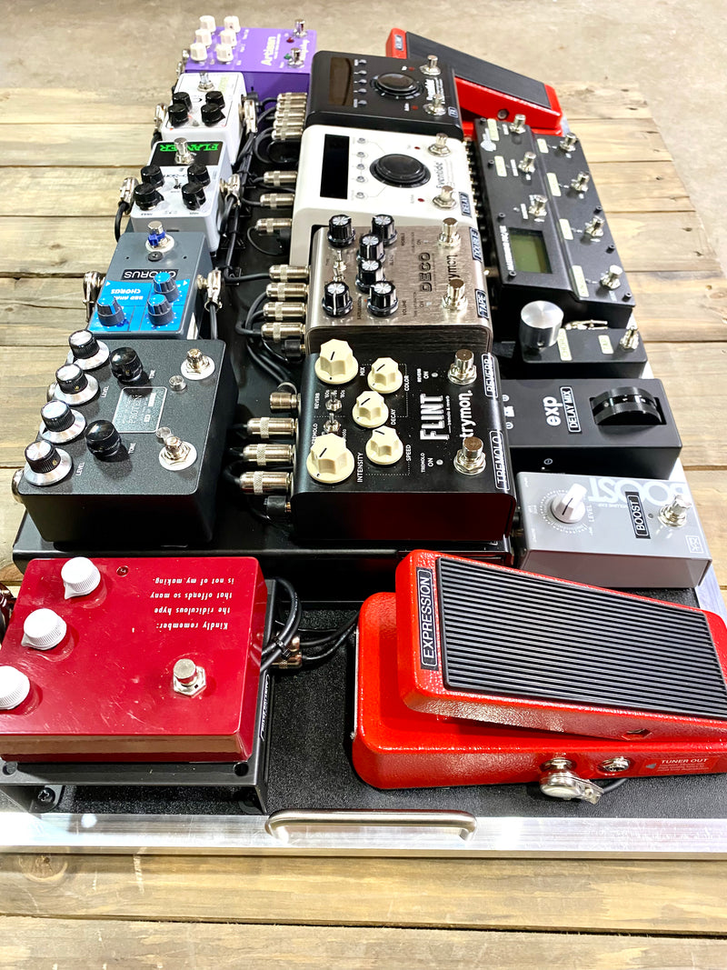 ©2025 Tone Design Pedalboard Setup Martin Lavallée ''JoshUa2'' 3