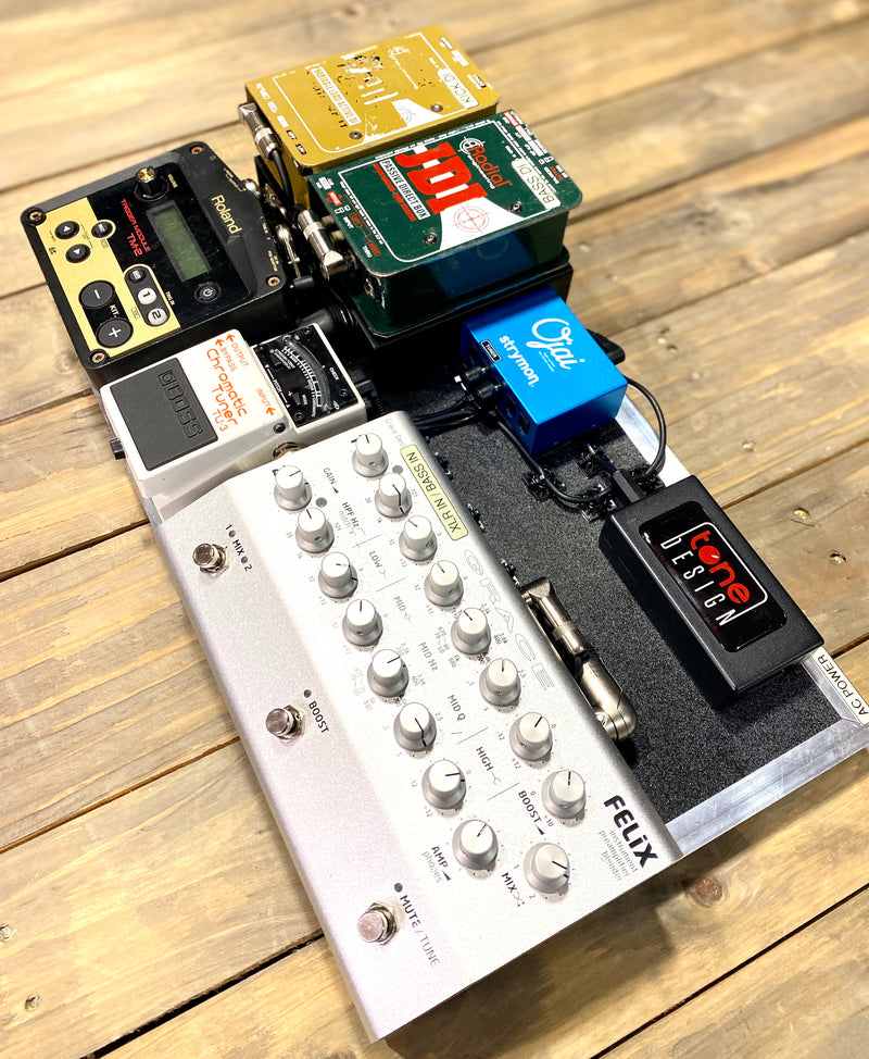 ©2025 Tone Design Pedalboard Setup        The Lost Fingers 14