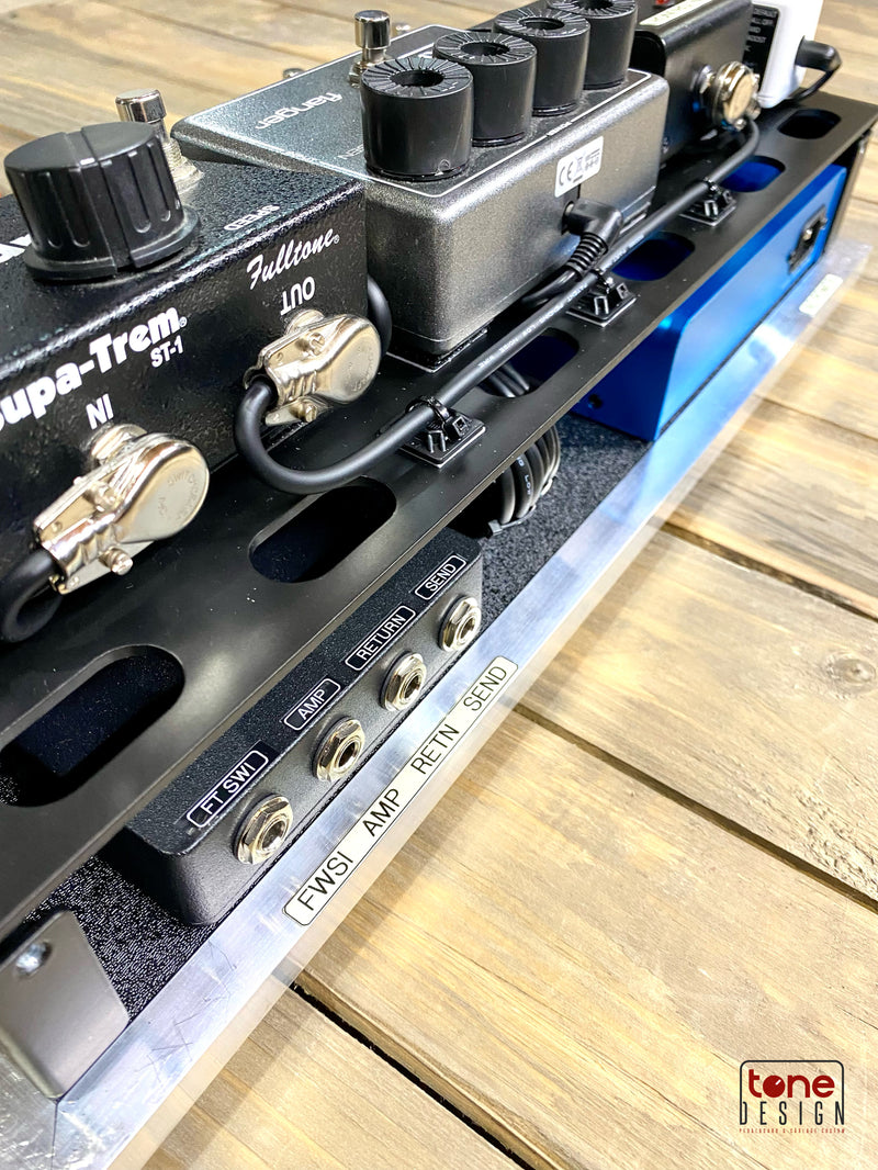 ©2025 Tone Design Pedalboard Setup        Tommy Fontaine ''Big Muff''